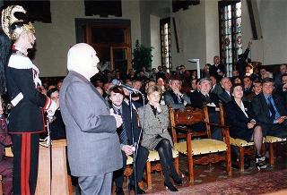 Visita del Presidente della Repubblica nella città di Prato in occasione della cerimonia di consegna della Medaglia d'argento al Valor Militare per attività partigiana al Gonfalone della città