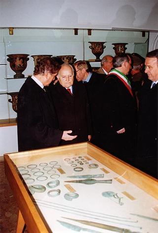 Visita del Presidente della Repubblica Oscar Luigi Scalfaro alla città di Benevento