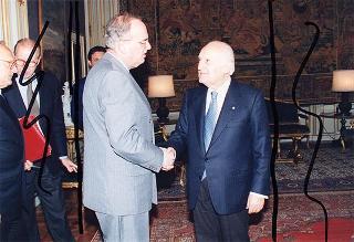 Incontro con l'ambasciatore d'Israele in Italia Yeuda Millo e successiva dichiarazione alla stampa