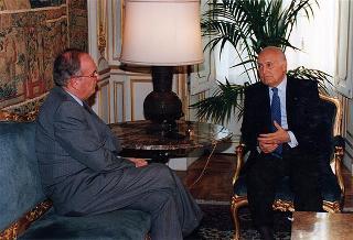 Incontro con l'ambasciatore d'Israele in Italia Yeuda Millo e successiva dichiarazione alla stampa
