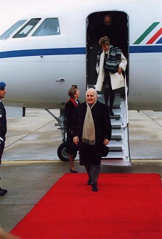 Visita del Presidente della Repubblica alla città di Lisbona per l'insediamento del nuovo Presidente del Portogallo Jorge Sampaio