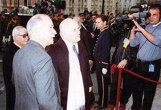 Visita del Presidente della Repubblica alla città di Lisbona per l'insediamento del nuovo Presidente del Portogallo Jorge Sampaio