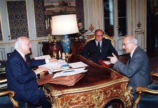Prof. Antonio Cassese, presidente del Tribunale internazionale per i crimini nell'ex Jugoslavia