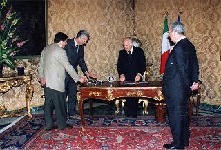Televideo conferenza con i Presidenti della Russia, della Corea e dell'Ucraina, in occasione della cerimonia inaugurale del progetto ITUR
