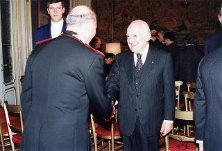 Vincitori delle borse di studio assegnate dai Rotary romani ad orfani di Caduti delle forze dell'ordine