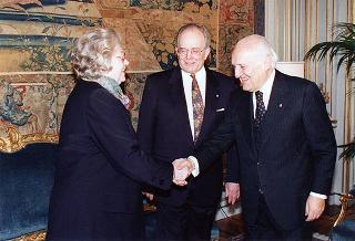 Maestro Wolfgang Sawallisch e consorte e prof. Corrado Morgia, vice presidente dell'Accademia nazionale di Santa Cecilia