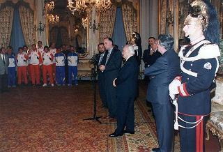 Il Presidente della Repubblica Oscar Luigi Scalfaro incontra la Delegazione delle città benedettine, in occasione delle annuali celebrazioni in onore di S. Benedetto da Norcia, Patrono d'Europa