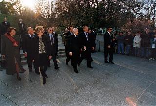 Visita di Stato del Presidente della Repubblica Oscar Luigi Scalfaro negli Stati Uniti d'America (30 marzo - 6 aprile 1996)