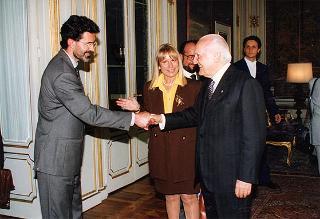 Carla Giardino Prato, presidente della Fiera internazionale di Genova, con una rappresentanza degli organizzatori dell'Esposizione internazionale Euroflora '96