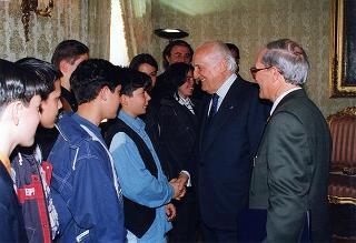 Delegazione di studenti della Scuola media statale di Rosarno