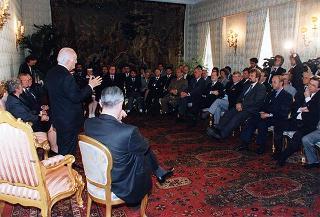 Incontro del Presidente della Repubblica Oscar Luigi Scalfaro con l'On. prof.ssa Maria Pia Garavaglia, commissario straordinario della Croce Rossa Italiana, con i partecipanti all'Assemblea generale delle Croci Rosse Europee