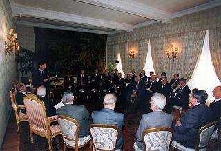 Il Presidente della Repubblica Oscar Luigi Scalfaro riceve in udienza una delegazione di Difensori civici regionali