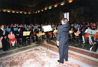 Delegazione di partecipanti alla VII Rassegna nazionale delle scuole medie ad indirizzo musicale