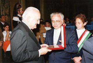 Delegazione di partecipanti alla VII Rassegna nazionale delle scuole medie ad indirizzo musicale