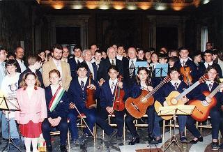 Delegazione di partecipanti alla VII Rassegna nazionale delle scuole medie ad indirizzo musicale