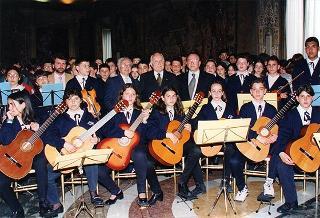 Delegazione di partecipanti alla VII Rassegna nazionale delle scuole medie ad indirizzo musicale