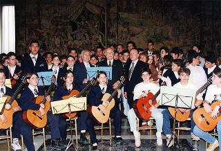 Delegazione di partecipanti alla VII Rassegna nazionale delle scuole medie ad indirizzo musicale