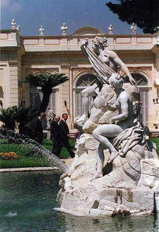 Rappresentazione teatrale dei ragazzi degli Istituti penali per minorenni di Nisida ed Airola (Quirinale - Cortile d'Onore)