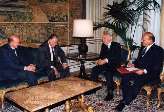 Patricio Aylwin, ex Presidente della Repubblica del Cile, con l'on. avv. Angelo Bernassola