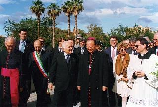 Sicilia: intervento del Presidente della Repubblica a Siracusa per un incontro con le autorità locali, e a Noto per una visita alla Cattedrale gravemente danneggiata da un recente crollo e per l'intervento al 15° Congresso ordinario dell'UNCI