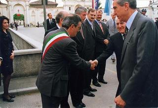 Friuli Venezia Giulia: interventi del Presidente della Repubblica a Codroipo, per la cerimonia promossa dalla Regione nel ventennale del terremoto del 1976; a Udine, per la 69^ Adunata nazionale degli alpini; a Palmanova, per un incontro con l'Amministrazione comunale