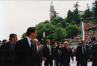 Friuli Venezia Giulia: interventi del Presidente della Repubblica a Codroipo, per la cerimonia promossa dalla Regione nel ventennale del terremoto del 1976; a Udine, per la 69^ Adunata nazionale degli alpini; a Palmanova, per un incontro con l'Amministrazione comunale