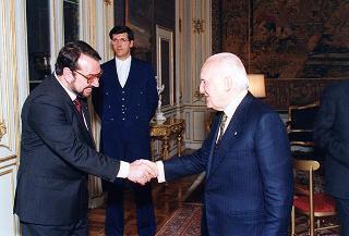 Andrea Bottaro, presidente del Collegio nazionale dei periti agrari, con gli esponenti del sodalizio, in occasione del X Congresso nazionale del Collegio professionale
