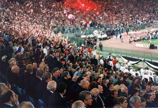 Roma, Stadio Olimpico: intervento del Presidente della Repubblica alla finale della Coppa dei Campioni di calcio Ajax-Juventus