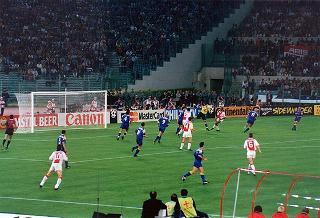 Roma, Stadio Olimpico: intervento del Presidente della Repubblica alla finale della Coppa dei Campioni di calcio Ajax-Juventus
