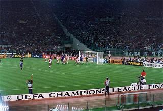 Roma, Stadio Olimpico: intervento del Presidente della Repubblica alla finale della Coppa dei Campioni di calcio Ajax-Juventus