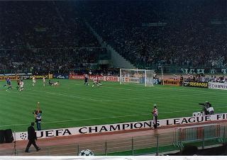 Roma, Stadio Olimpico: intervento del Presidente della Repubblica alla finale della Coppa dei Campioni di calcio Ajax-Juventus