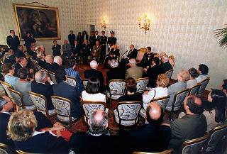 Avv. Furio Lauri, presidente ff. del Gruppo delle Medaglie d'oro al Valor Militare d'Italia, con i decorati viventi e i familiari dei decorati scomparsi