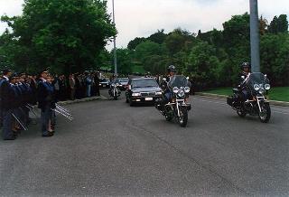 Roma: intervento del Presidente della Repubblica, in forma ufficiale, alla Festa della polizia 1996