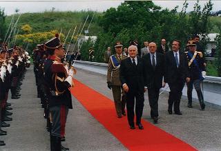 Roma: intervento del Presidente della Repubblica, in forma ufficiale, alla Festa della polizia 1996