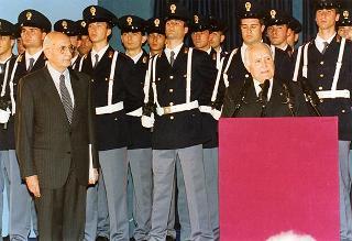 Roma: intervento del Presidente della Repubblica, in forma ufficiale, alla Festa della polizia 1996