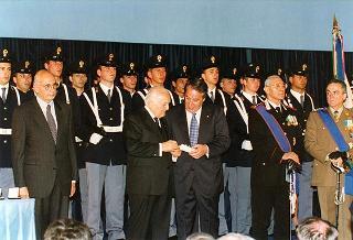 Roma: intervento del Presidente della Repubblica, in forma ufficiale, alla Festa della polizia 1996