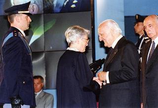 Roma: intervento del Presidente della Repubblica, in forma ufficiale, alla Festa della polizia 1996