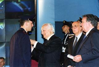 Roma: intervento del Presidente della Repubblica, in forma ufficiale, alla Festa della polizia 1996