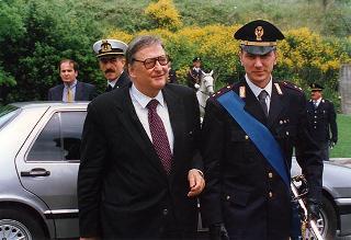 Roma: intervento del Presidente della Repubblica, in forma ufficiale, alla Festa della polizia 1996