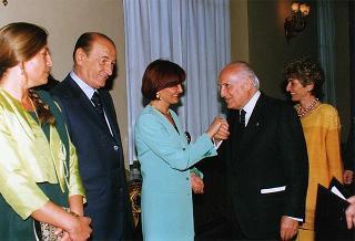 Ricevimento offerto dal Presidente della Repubblica alla rappresentanze diplomatiche estere per il 50° anniversario della Fondazione della Repubblica - Palazzo del Quirinale - Salone dei Corazzieri