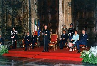 Ricevimento offerto dal Presidente della Repubblica alla rappresentanze diplomatiche estere per il 50° anniversario della Fondazione della Repubblica - Palazzo del Quirinale - Salone dei Corazzieri