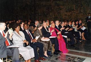 Ricevimento offerto dal Presidente della Repubblica alla rappresentanze diplomatiche estere per il 50° anniversario della Fondazione della Repubblica - Palazzo del Quirinale - Salone dei Corazzieri