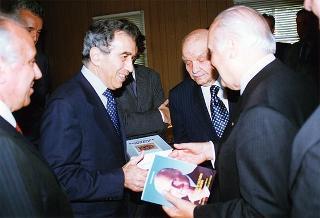Bari: intervento del Presidente della Repubblica per la deposizione di una corona d'alloro al Sacrario dei Caduti d'Oltremare