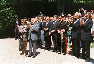 Apertura al pubblico dei giardini del Quirinale, in occasione del 50° anniversario della Fondazione della Repubblica