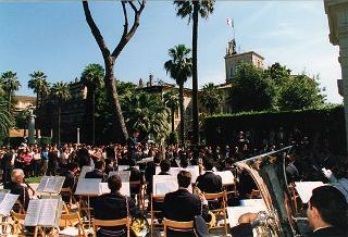 Apertura al pubblico dei giardini del Quirinale, in occasione del 50° anniversario della Fondazione della Repubblica