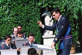 Apertura al pubblico dei giardini del Quirinale, in occasione del 50° anniversario della Fondazione della Repubblica