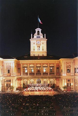 Concerto organizzato in occasione del 50° anniversario della Fondazione della Repubblica - Cortile d'Onore Palazzo del Quirinale