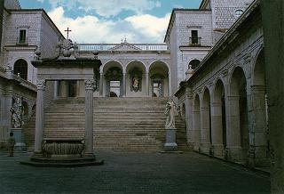 Cassino: intervento del Presidente della Repubblica all'inaugurazione della Mostra "Virgilio e il Chiostro", allestita presso l'Abbazia di Montecassino, e all'inaugurazione della Facoltà di Ingegneria dell'Università degli studi