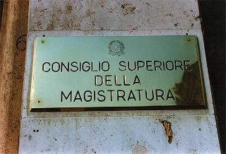 Roma, Palazzo dei Marescialli: intervento del Presidente della Repubblica alla seduta straordinaria del CSM per la discussione e l'approvazione della "Relazione al Parlamento sullo stato della giustizia per l'anno 1996"