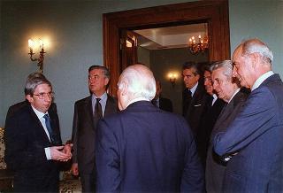 Roma, Palazzo dei Marescialli: intervento del Presidente della Repubblica alla seduta straordinaria del CSM per la discussione e l'approvazione della "Relazione al Parlamento sullo stato della giustizia per l'anno 1996"